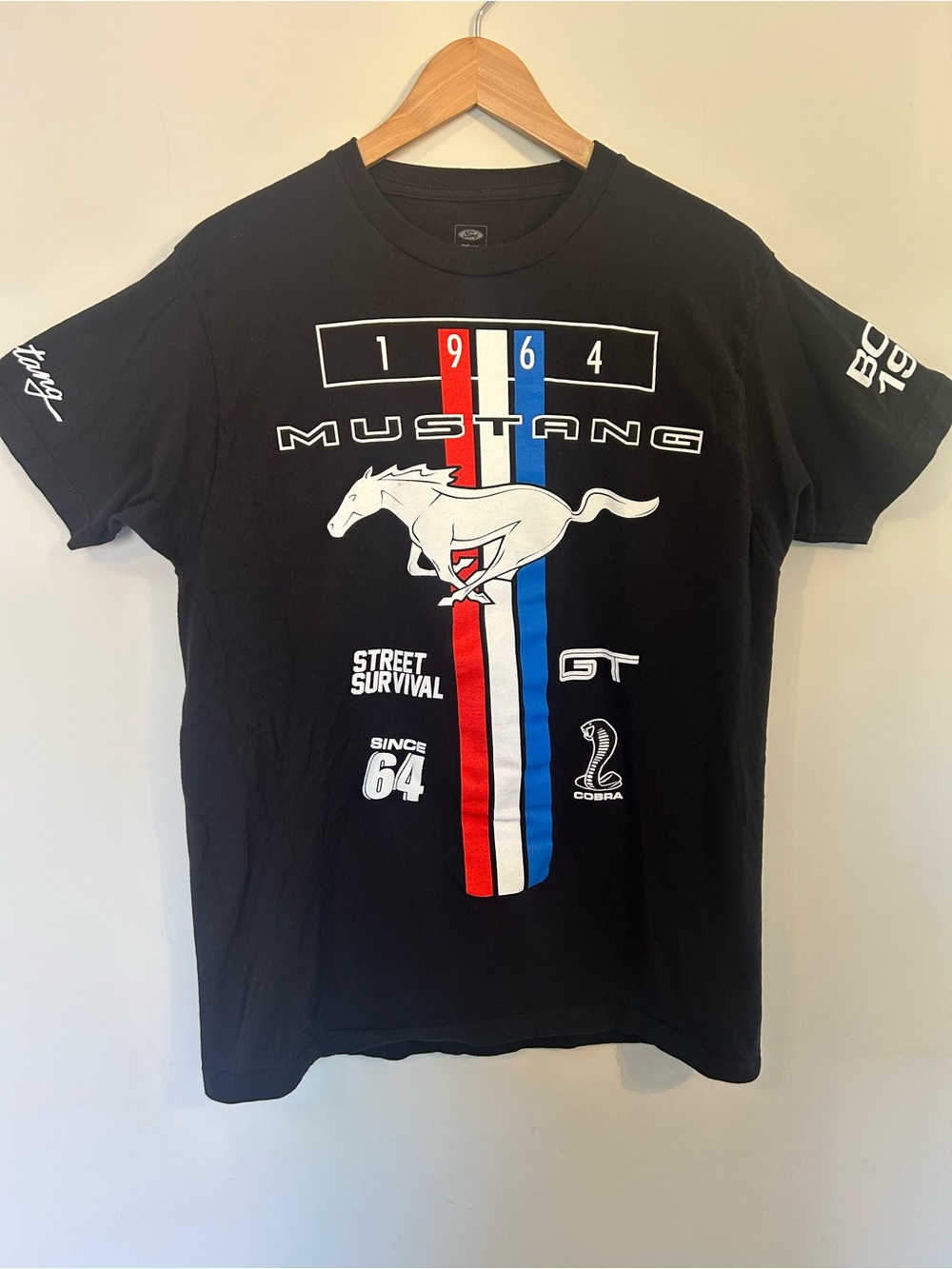 Ford Mustang 1990s Black Tee with Red, White & Blue Racing Stripes size Large